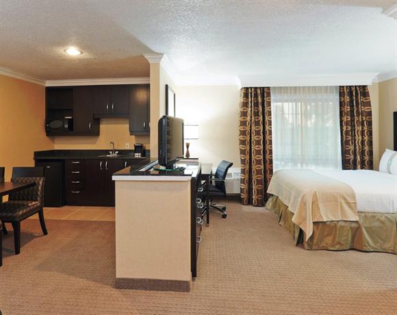 Holiday Inn Suites San Mateo Sfo Compare Deals