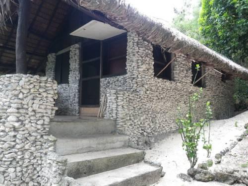 Tranquillity Island Lodge Moso Island