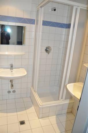 Eduard Heinrich Haus Hostel Salzburg Compare Deals