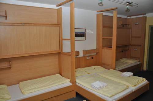 Eduard Heinrich Haus Hostel Salzburg Compare Deals