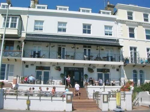 Sandgate Hotel