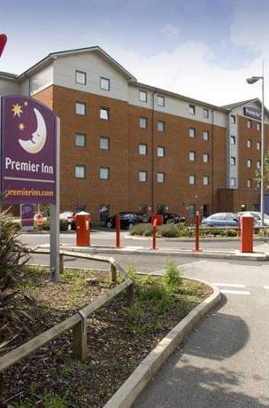 Premier Inn Castleford Xscape M62 Jct 32 - Compare Deals