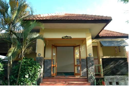 Pondok Jatim Park Hotel Cafe Batu Compare Deals - 