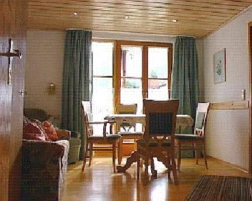 Thb Ferienwohnungen Haus Monika Hotel In Bayerisch Gmain