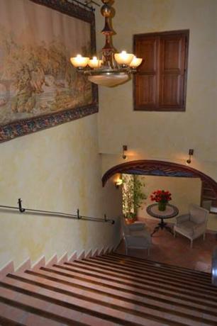 Hotel Condes De Visconti Tarazona Compare Deals - 