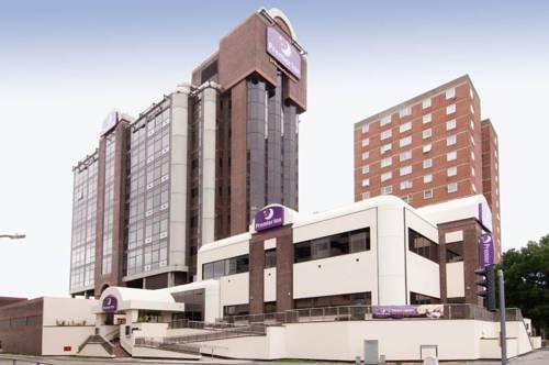 Premier Inn Sunbury Kempton Park