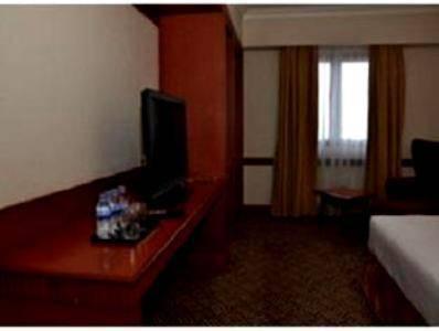 Abadi Suite Hotel & Tower, Jambi - Compare Deals