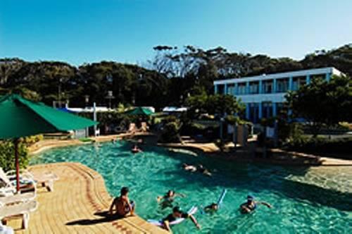 Blue Lagoon Beach Resort Bateau Bay Compare Deals Blue Lagoon Beach Resort