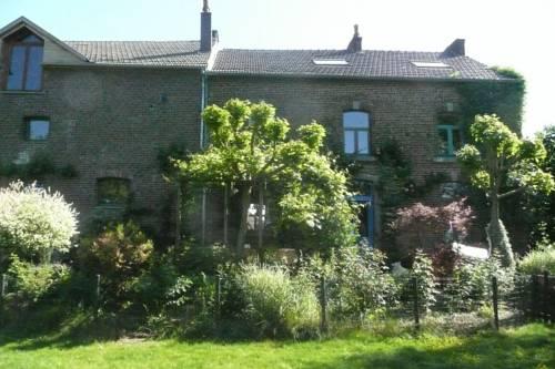 Le Moulin de Fernelmont Bed & Breakfast