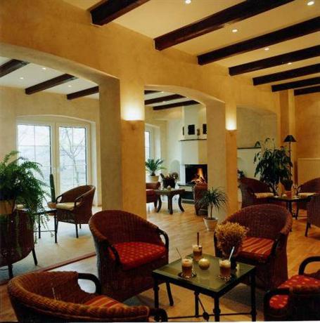 Ringhotel Bokel Muhle Am See Compare Deals