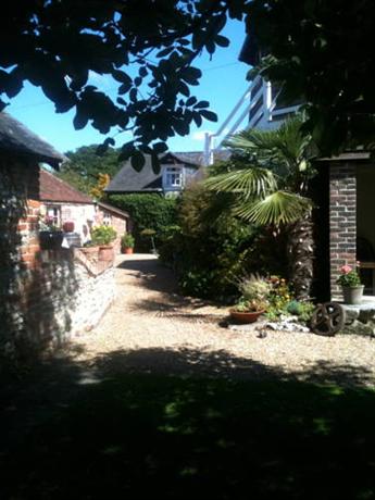 Hunston Mill B&B and Self Catering Cottages