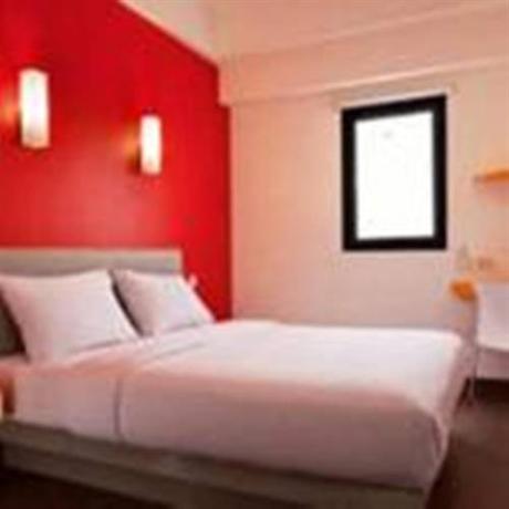 Amaris Hotel Bandara Soekarno - Hatta, Jakarta - Compare Deals