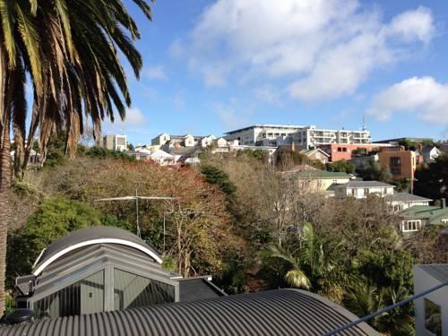 란타나 로지, Lantana Lodge