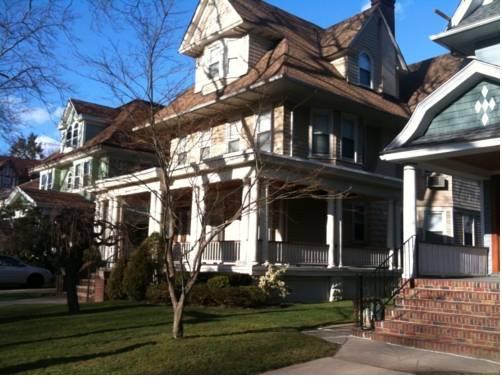 East 19th Street Brooklyn Apartment