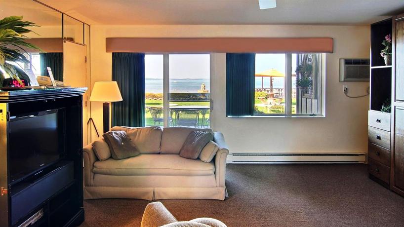 The Beach Haus Traverse City Compare Deals