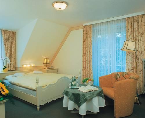 Boutiquehotel Das Haus Am Walde Bad Bevensen Compare Deals