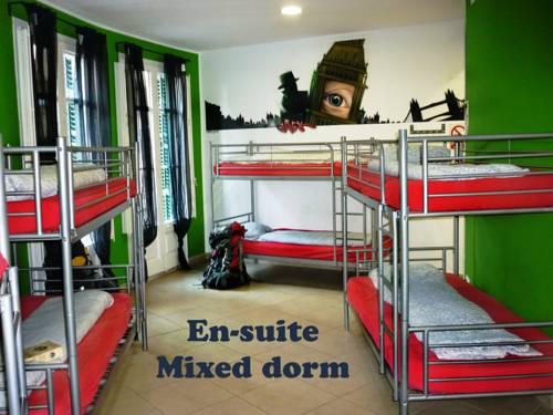 Graffiti Hostel, Barcelona - Compare Deals