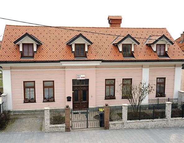 Rooms Cehovin