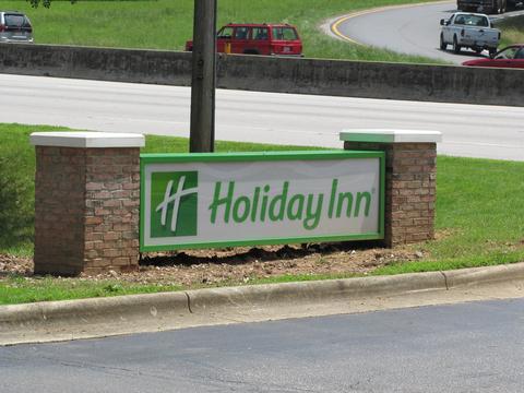 DoubleTree by Hilton Raleigh Crabtree Valley