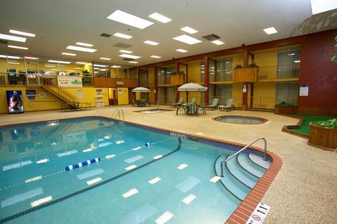 Holiday Inn Fairmont Compare Deals