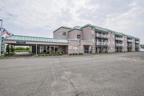 Syracuse Inn And Suites Compare Deals