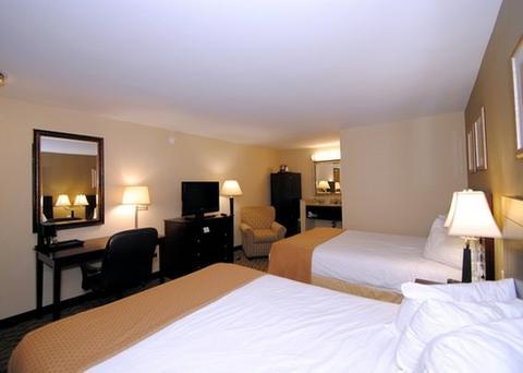 Quality Inn Waterbury Compare Deals - 