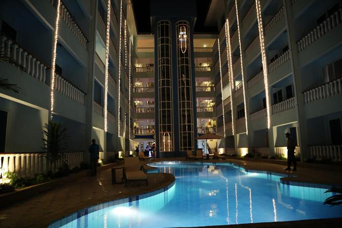 Cowrie Shell Beach Apartments