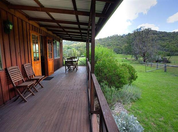 Wisteria Cottage And Cabins Ballandean Compare Deals
