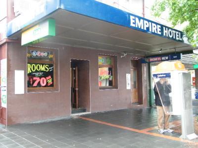 Empire Hotel Goulburn Compare Deals