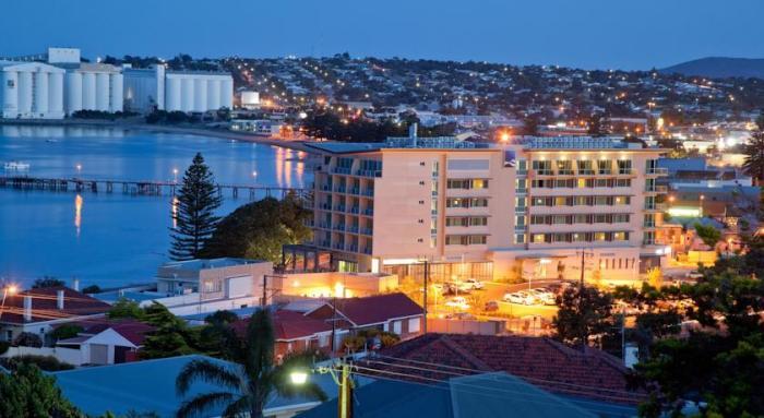 Port Lincoln Hotel