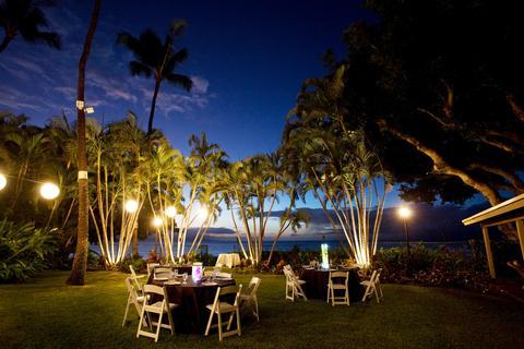 Royal Lahaina Resort - Compare Deals