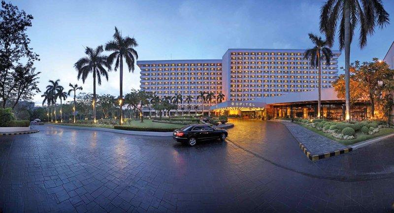 Sofitel Philippine Plaza Manila, Pasay City - Compare Deals