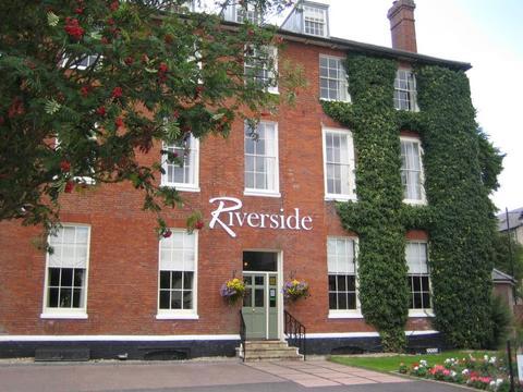 The Riverside Hotel Mildenhall