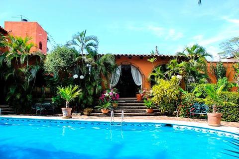 Hotel Suites La Hacienda