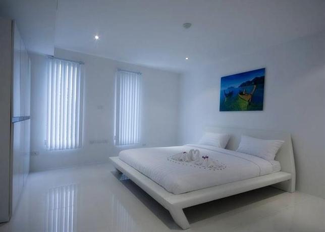 Sunset Plaza Phuket Serviced Apartments