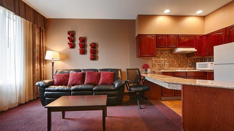 Best Western Plus Hannaford Inn Suites Cincinnati - 