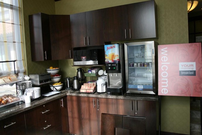 Comfort Inn Toronto Northeast Markham Compare Deals