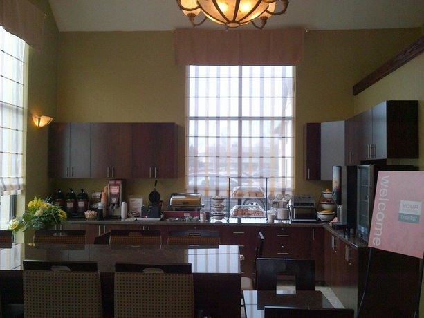 Comfort Inn Toronto Northeast Markham Compare Deals