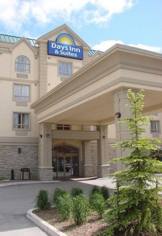 Days Inn and Suites Collingwood