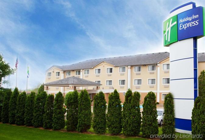 Promo [75% Off] Holiday Inn Express Kendallville United States - Hotel