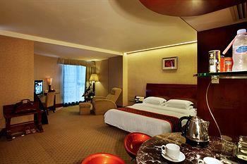 Shenzhen Luohu Hongfeng Hotel Compare Deals - 