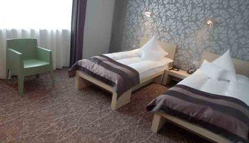 West City Hotel Floresti