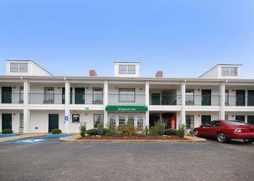 Quality Inn Selma Compare Deals