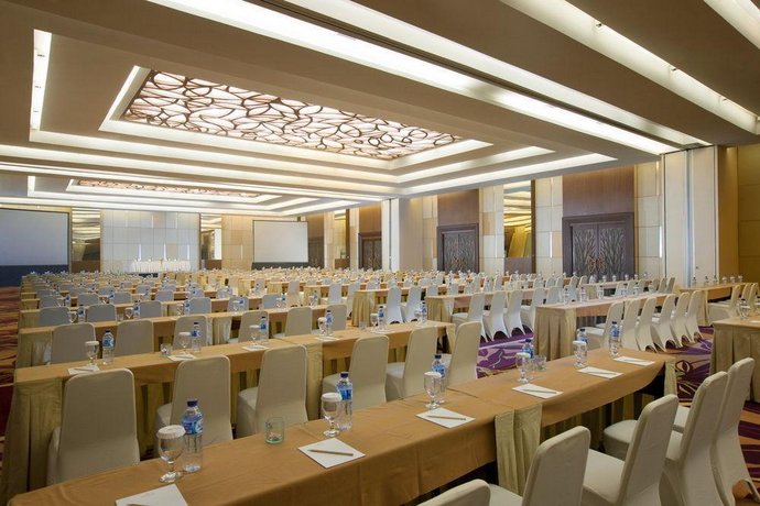 Hotel Santika Premiere Kota Harapan Indah, Jakarta 