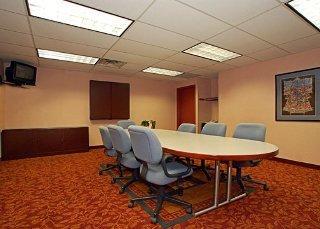 Comfort Suites Buffalo Airport Compare Deals
