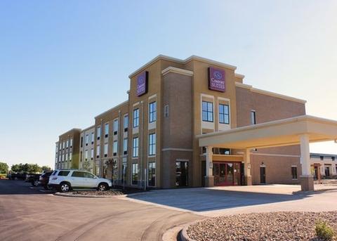 Comfort Suites And Conference Center Worthington Compare Deals