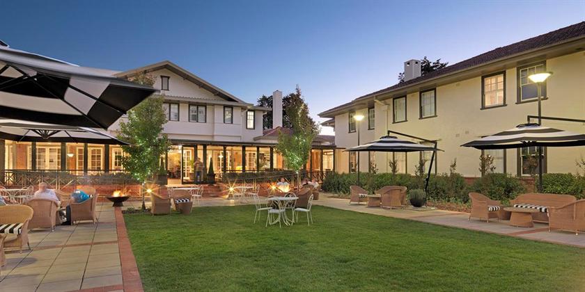 Deals canberra accommodation