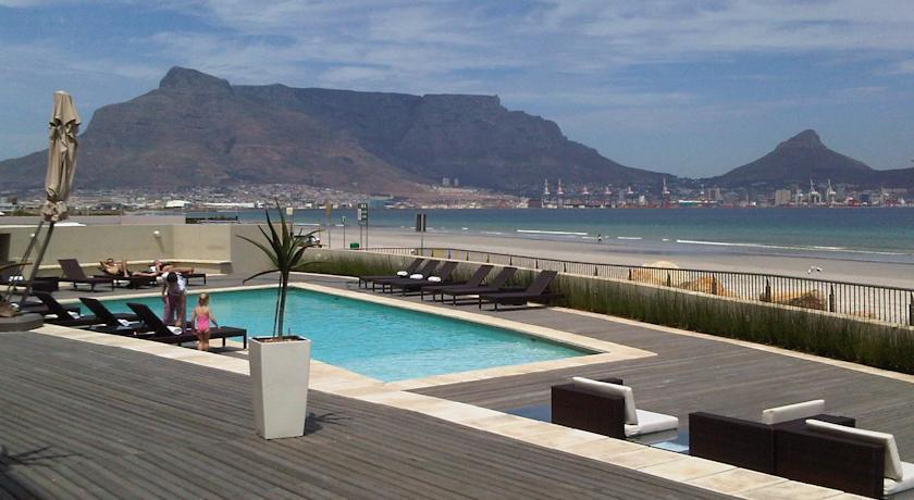 Lagoon Beach Hotel & Apartments, Cape Town - Compare Deals