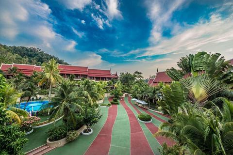 Chada Thai Village