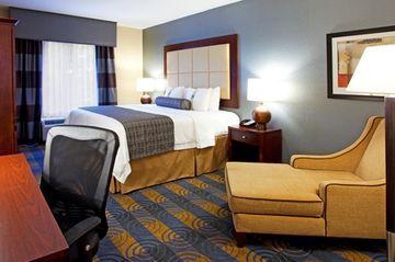 Holiday Inn Hotel Suites Stockbridge Atlanta I 75 Compare Deals